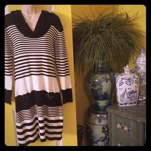 🖤BLACK and WHITE🖤SWEATER DRESS